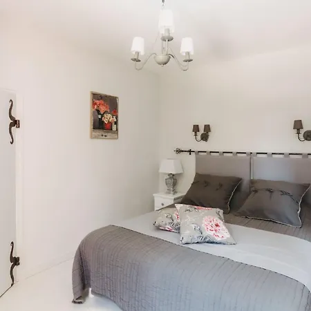 Harmonie By Interhome * Armissan
